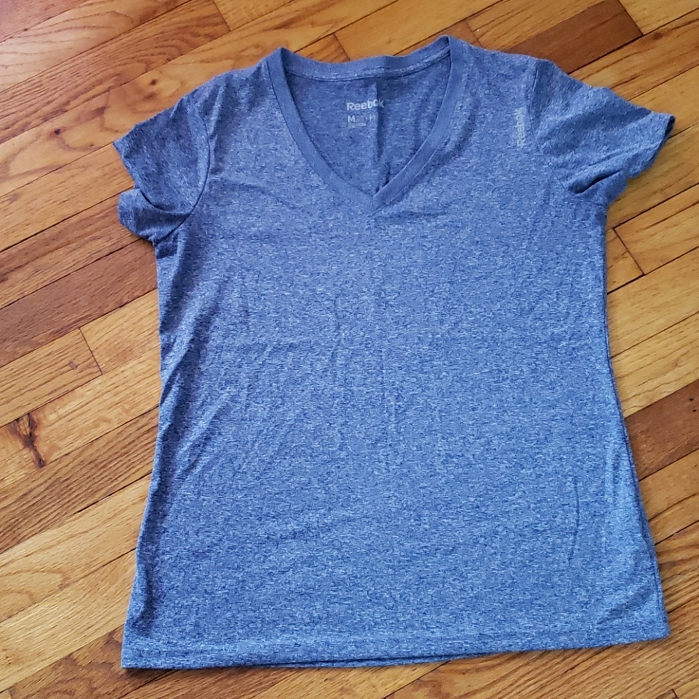 🏷 5 for $20 REEBOK Tech Tee